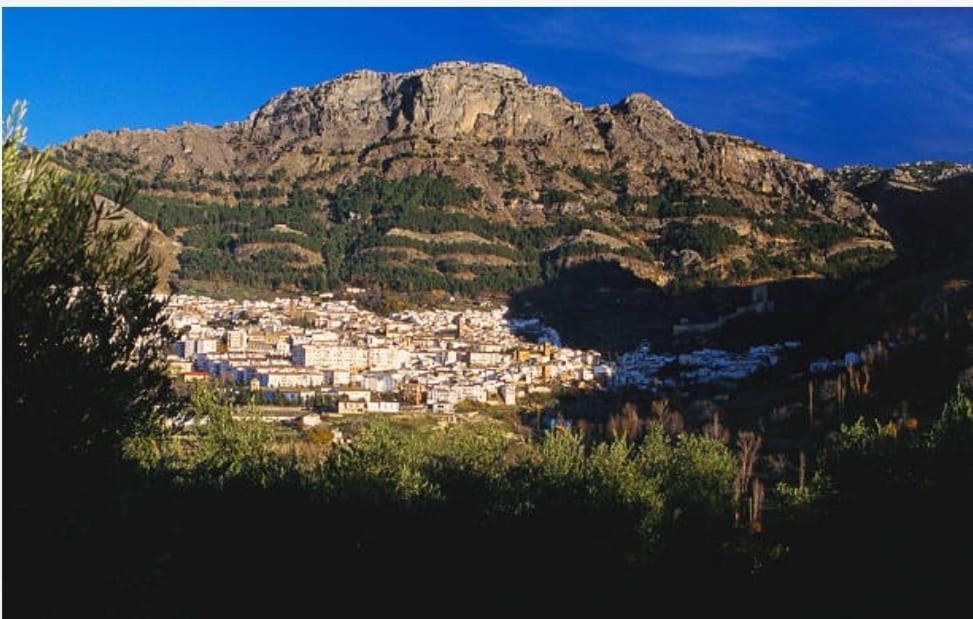 Alojamiento El Recreo Cazorla Bagian luar foto