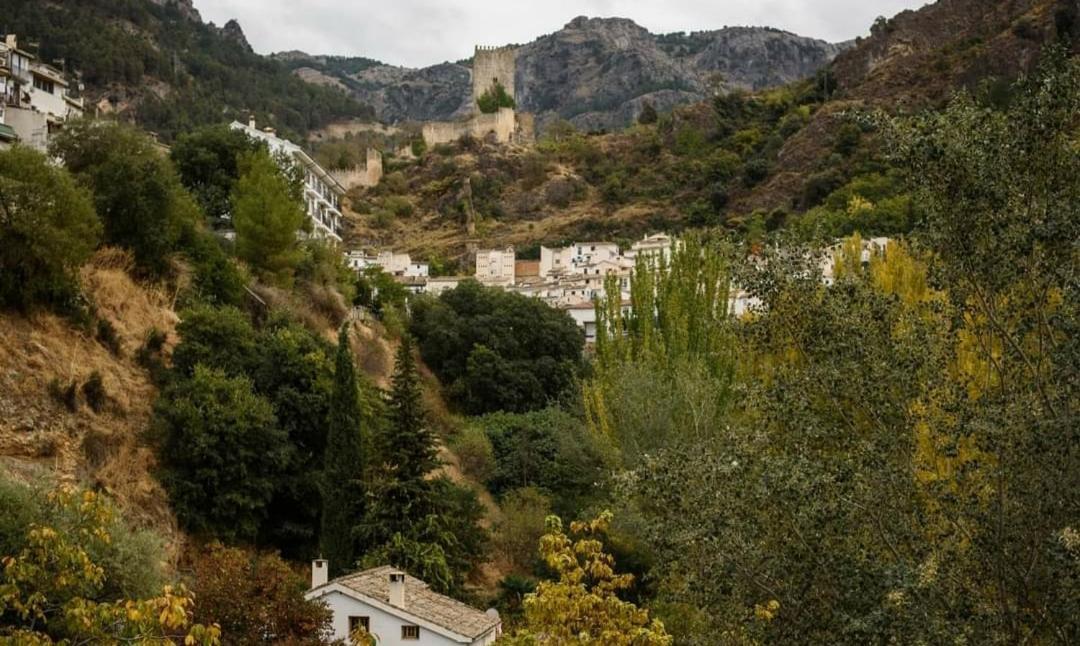 Alojamiento El Recreo Cazorla Bagian luar foto